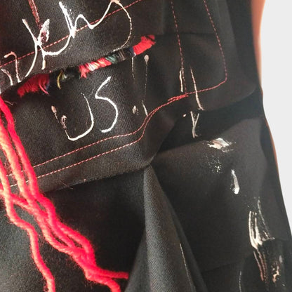 Twinmood – No.01b | Sleeveless Black Top