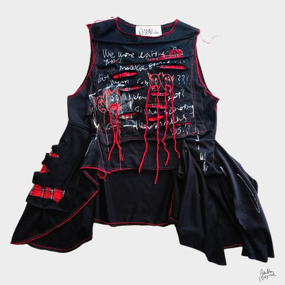 Twinmood – No.01b | Sleeveless Black Top